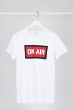 Cargar imagen en el visor de la galería, Basic T-shirt with stamp - White - PLM T-Shirts